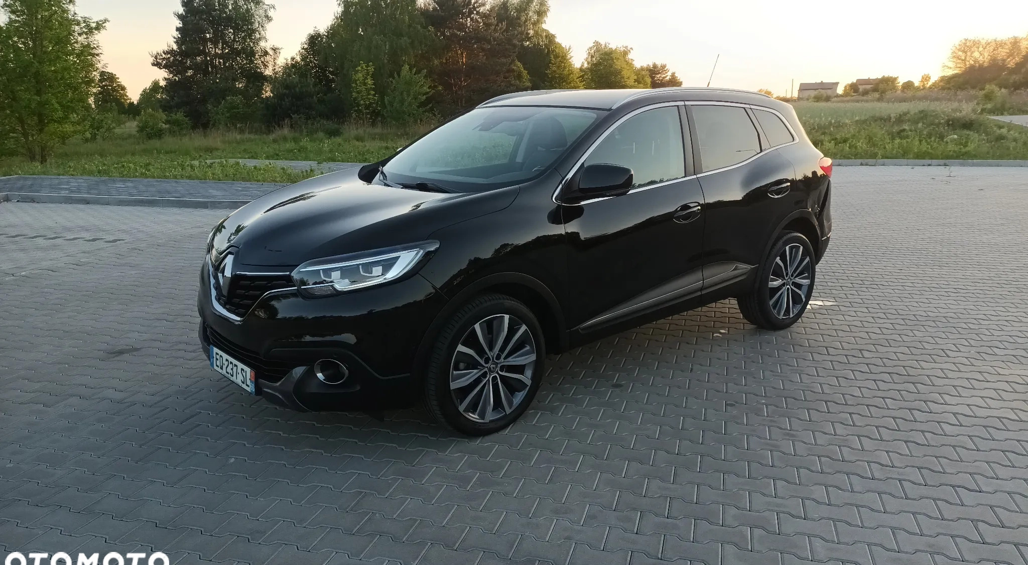 Renault Kadjar cena 49800 przebieg: 97693, rok produkcji 2017 z Kielce małe 154